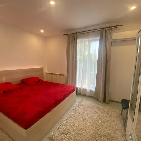 Kiri Apartment *